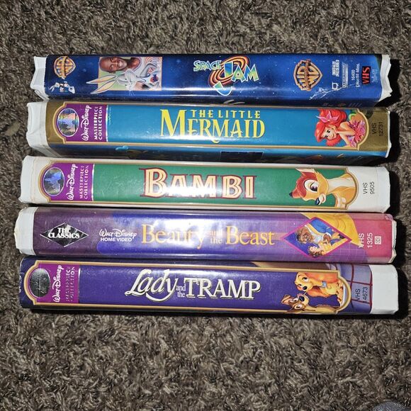 Disney VHS Movie Bundle Clamshell Vhs Lot Of 5 Bambi, Little Mermaid, Space Jam - Picture 5 of 5